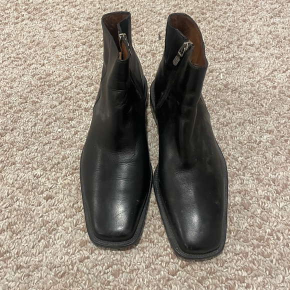 Mens boots size 9 - Picture 1 of 4